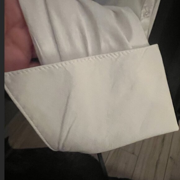 The Finley Classic White Blouse "Johnny" semi-fitted / turnback cuffs / Size M - Picture 6 of 11